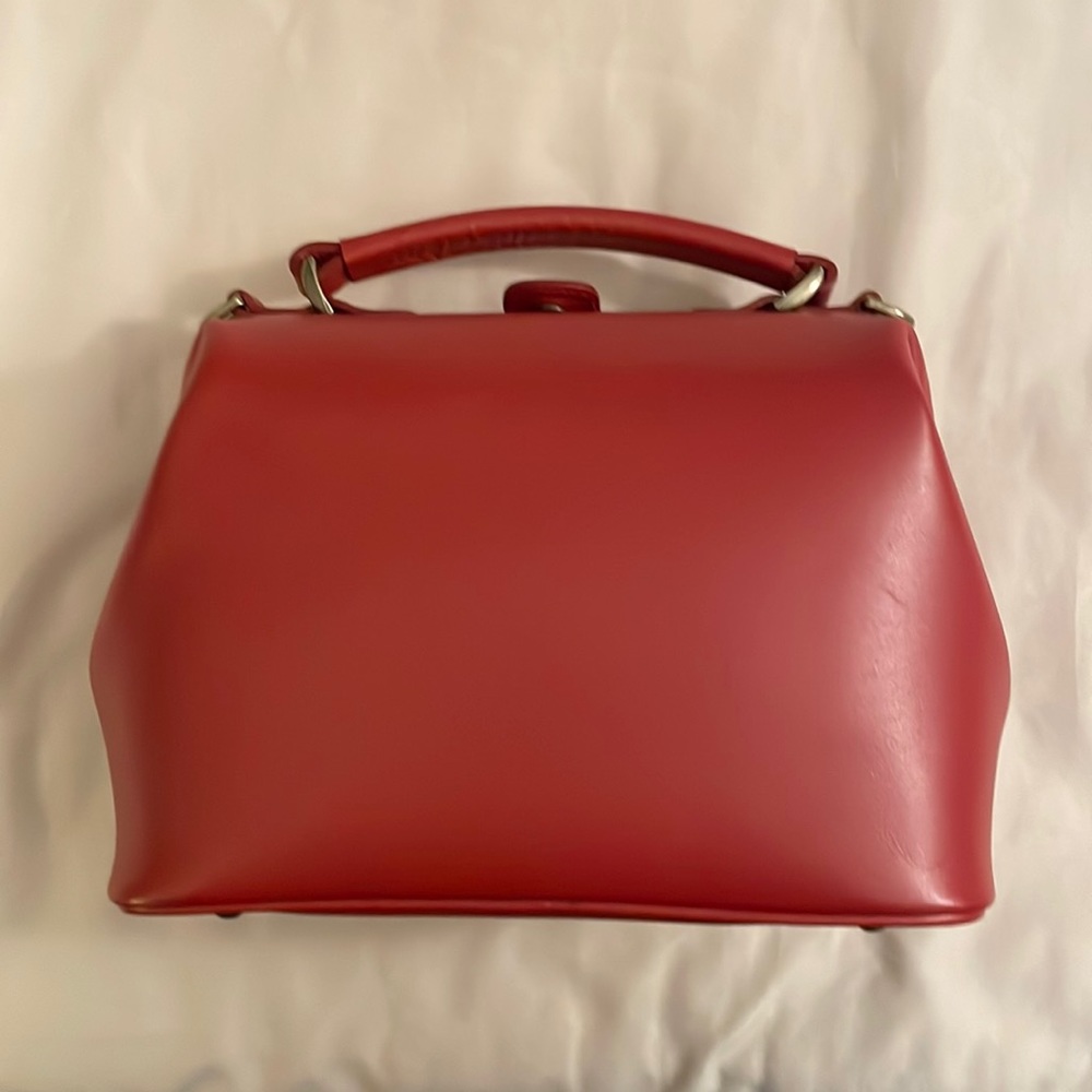 Awesome Needs Doctor Bag in red with adjustable strap